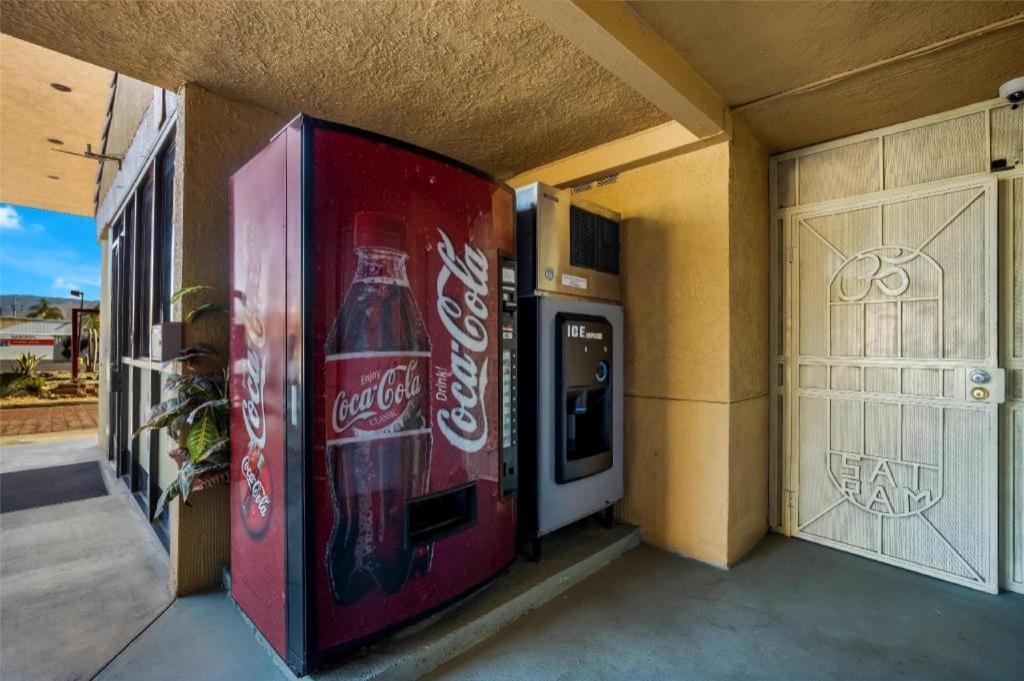 Americas Best Value Inn Redlands San Bernardino Εξωτερικό φωτογραφία